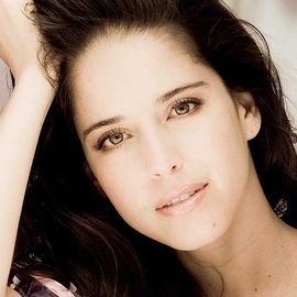 Ana Claudia Talancon - Professional null Speaker