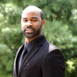 Edmond Davis - Professional Speakers Booking