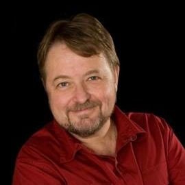 Luis Alberto Urrea - Professional Speakers Booking