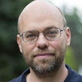 Adam Davidson - Professional null Speaker