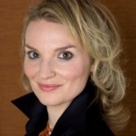 Alyse Nelson - Professional null Speaker