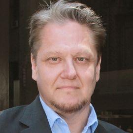 Brad Szollose - Professional null Speaker