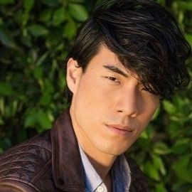 Eugene Lee Yang - Professional null Speaker