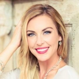 Jessica Robertson - Professional null Speaker