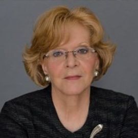 Julia Stasch - Professional null Speaker