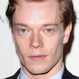 Alfie Allen - Professional null Speaker