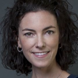 Alyson McGregor - Professional Speakers Booking