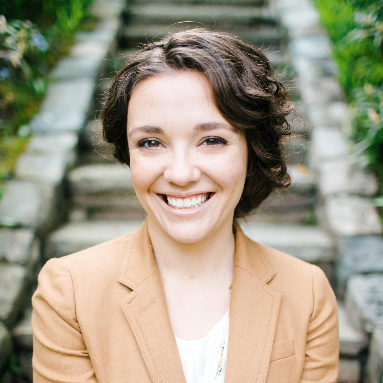 Cari Tuna - Professional null Speaker