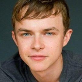 Dane DeHaan - Professional null Speaker