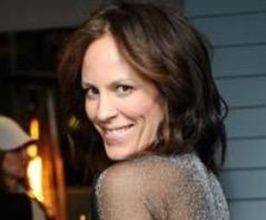 Annabeth Gish - Professional null Speaker