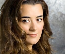 Cote de Pablo - Professional null Speaker