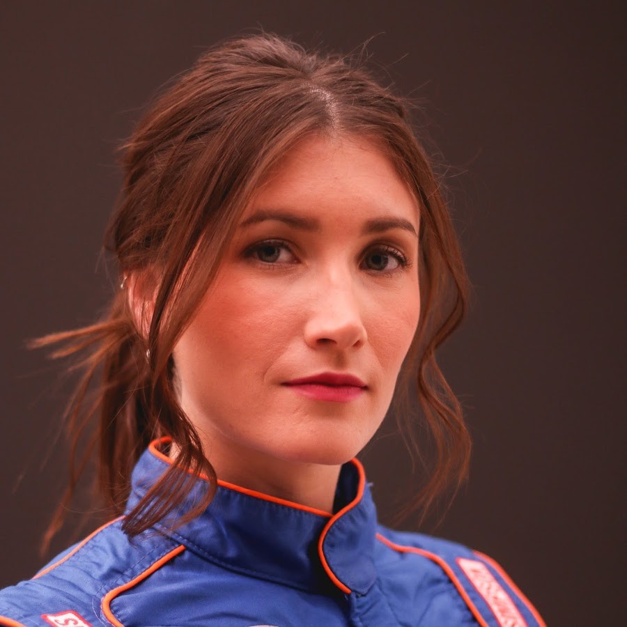 Julia Landauer - Professional null Speaker