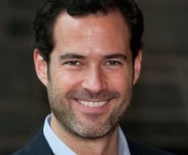 Emiliano Salinas - Professional null Speaker