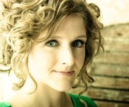 Abigail Washburn - Professional null Speaker