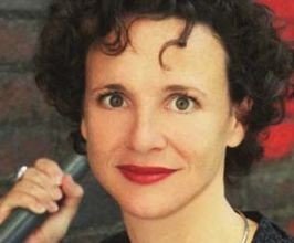 Elizabeth Pisani - Professional null Speaker