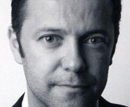 Vik Muniz - Professional null Speaker