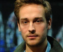 Tom Mison - Professional null Speaker