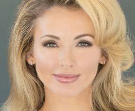 Shandi Finnessey - Professional Speakers Booking