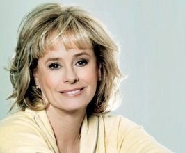 Kathy Reichs - Professional null Speaker