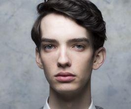 Kodi Smit-McPhee - Professional null Speaker