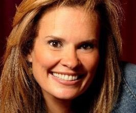 Suzanne Alexander - Professional null Speaker