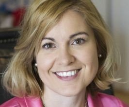 Dr. Andrea Bonior - Professional null Speaker