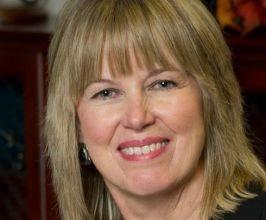 Teresa Vanhooser - Professional null Speaker