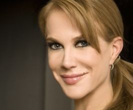 Jeannie Gaffigan - Professional null Speaker
