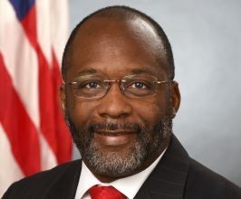 Vindell Washington - Professional null Speaker