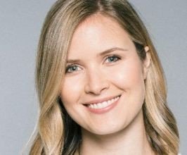 Elizabeth Walton - Professional null Speaker