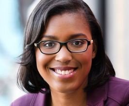 DeAndrea Salvador - Professional null Speaker