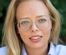 Elle Reeve - Professional null Speaker