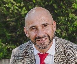 Gavin Peacock - Professional null Speaker