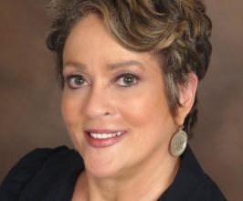 Lisa Thomas-Laury - Professional null Speaker