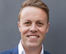 Simon Breakspear - Professional null Speaker