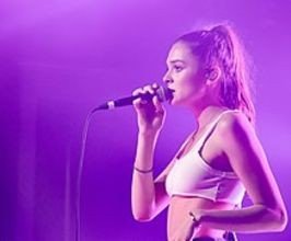 Charlotte Lawrence - Professional null Speaker