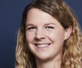 Alexandra Willis - Professional null Speaker