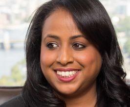 Saron Tesfalul - Professional null Speaker