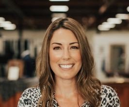 Lauren McGoodwin - Professional null Speaker