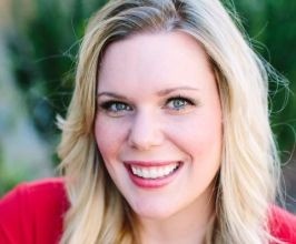 Lindsey Boggs - Professional Speakers Booking