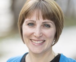 Sarah Beaulieu - Professional null Speaker