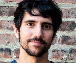 Alex Trochut - Professional null Speaker