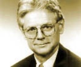 Wallace S. Snyder - Professional null Speaker