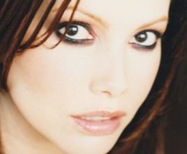 Natalie Laughlin - Professional null Speaker