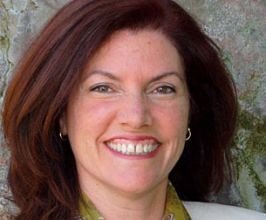 Theresa Alfaro Daytner - Professional null Speaker