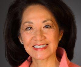 Julia Tang Peters - Professional null Speaker