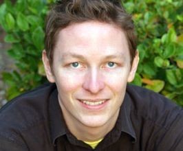 Eliot Schrefer - Professional null Speaker