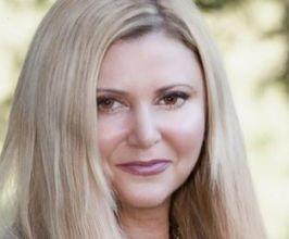 Tyler Cohen Wood - Professional null Speaker