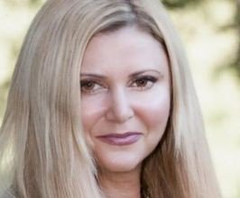 Tyler Cohen Wood - Professional null Speaker