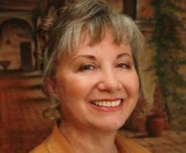 Kathi Macias - Professional null Speaker